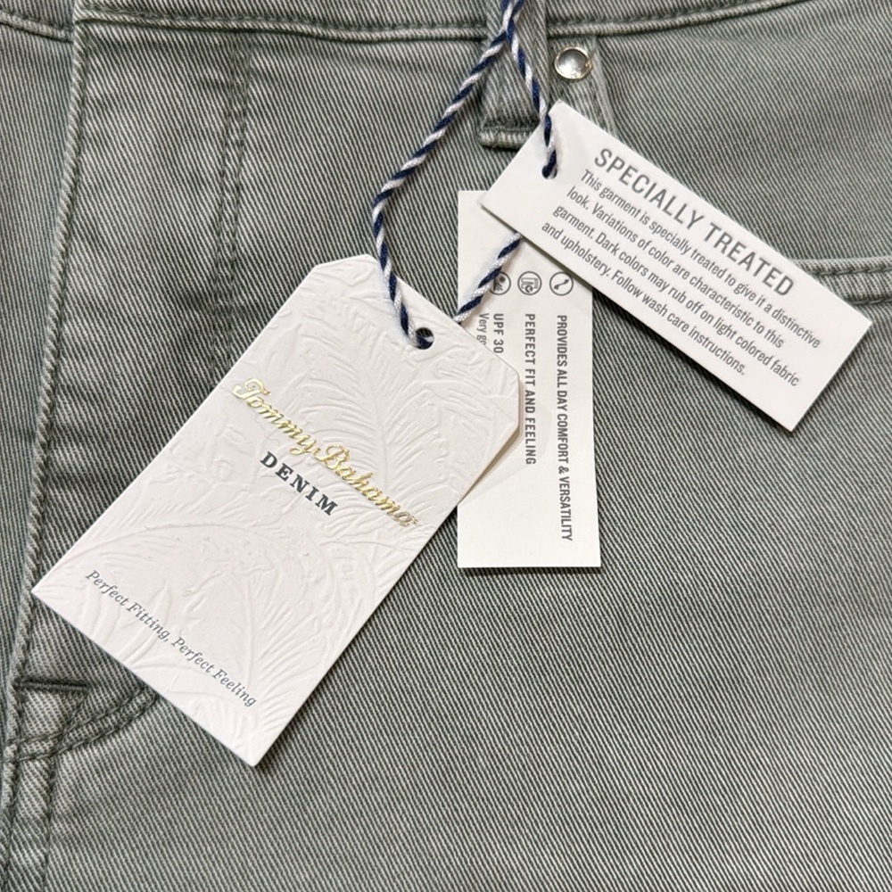 Tommy Bahama Sea Glas Denim High Rise Kicklflare Jeans - Picture 15 of 16